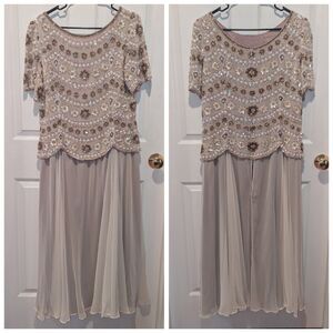 Vintage George F. Couture Size 14 Cream Silk Blend MOB Glass Beaded Gown Dress